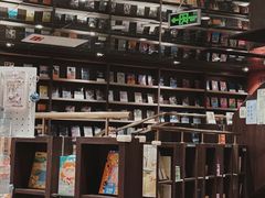 -钟书阁(群光广场店)