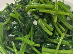-靠山屯东北农家菜(八龙桥雅苑店)