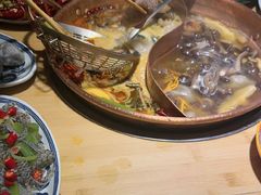 -洱火云南酸菜牛肉火锅(石景山当代商城店)