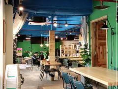 大堂-无届青年餐馆(熙街店)