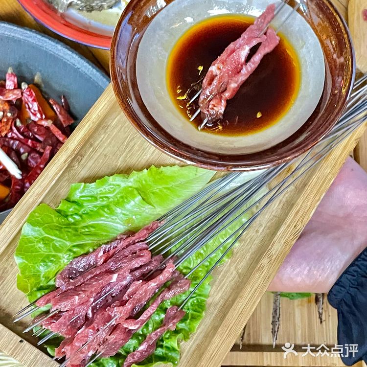 洛阳还有这种地方？？？应天门下的浪漫谁懂。。