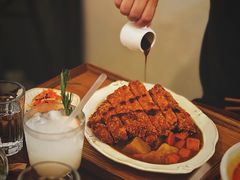 咖喱炸猪排堤坝饭-Ginko银子(青龙街店)