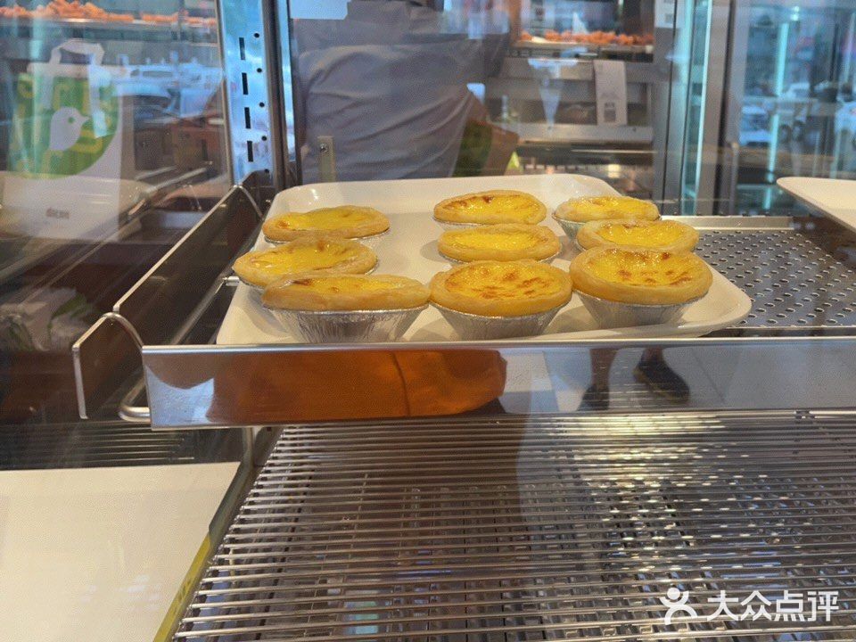 菜品更是有特色现烤蛋挞口感非常好,盖饭真的好吃