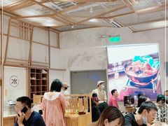 大堂-小满手工粉(上海月星环球港店)