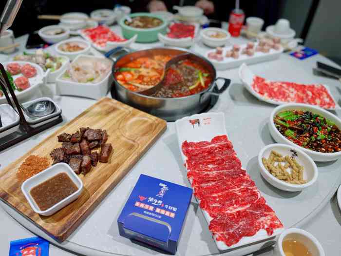 俏牛哥鲜牛肉牛肆馆(空港西区店)-"地址:我们坐的