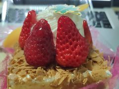 草莓蛋糕-金凤成祥(草桥店)
