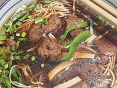 -镇南锅盖面馆(解放路店)