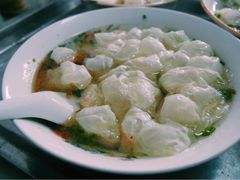 -财兜兜大黄山小馄饨