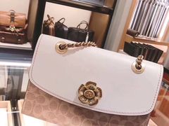 -COACH蔻驰(太古汇店)