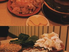-洞庭洲·防空洞火锅·烧烤·铜锅涮肉(新百广场店)