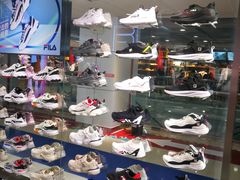 -汇腾天虹(吕厝店)