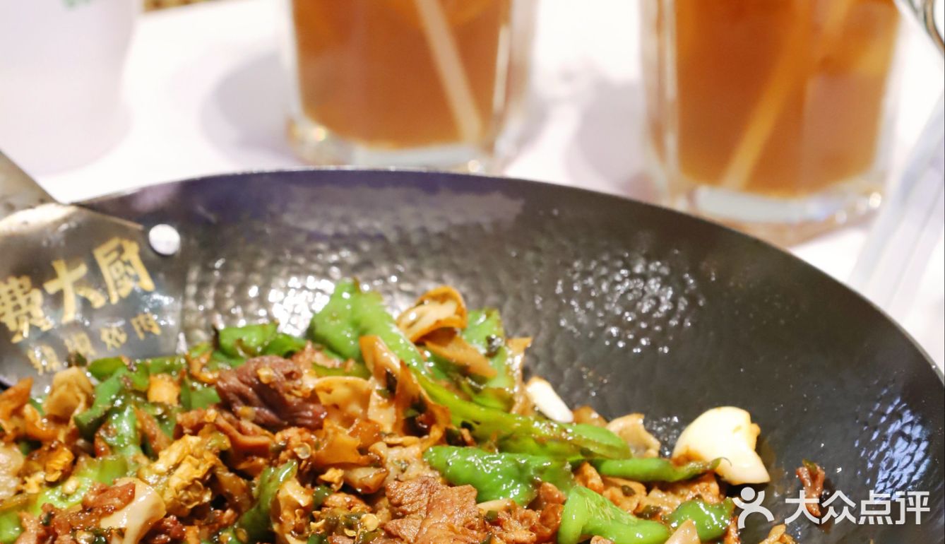 长沙必吃菜第1名费大厨辣椒炒肉，激情燃爆上海！