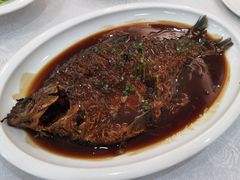 农家烧千岛湖鳊鱼-兴兴·海派本帮菜