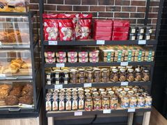 面包甜点陈列柜-味多美蛋糕(洋桥店)