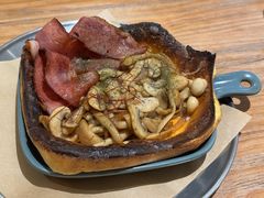 蘑菇培根荷兰松饼-A30 BISTRO