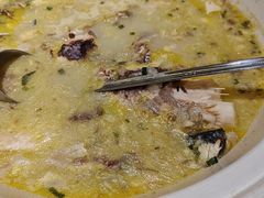 海鲜鱼头汤-莹珠阁·私房菜