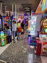 -卡通尼乐园(景枫中心店)