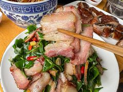 -大众跷脚牛肉馆·非遗传承单位(峨眉山店)