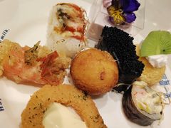 -四海一家自助餐(益田假日广场店)