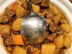 潮界经典牛腩煲-潮界(虹桥新天地店)