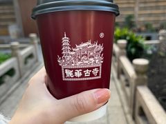 -龙华寺