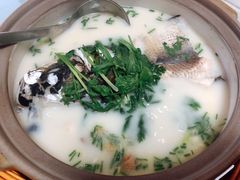 砂锅鱼头-天乐农家鱼头王(天目湖店)