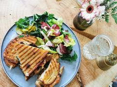 -O'mills Sourdough Bakery&Bistro(永嘉路店)