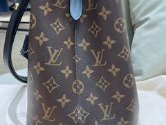 -万物奢潮中古奢侈品(青岛店)