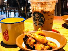 -星巴克臻选(周浦万达店)