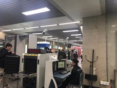 -烈士陵园(地铁站)