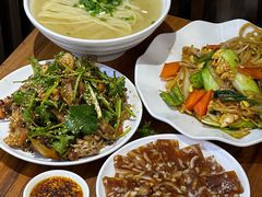 -萍姨抻面馆·鸡架冒菜(清湖店)