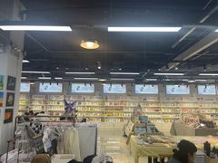 -郑在DIY·潮玩银饰绘画手作(中央大道旗舰店)