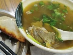 -黄阿姨锅贴大王(万航渡路店)