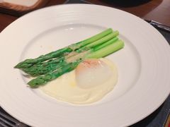 -恰餐厅及酒吧 CHAR Bar & Grill (北京丽都皇冠假日店)