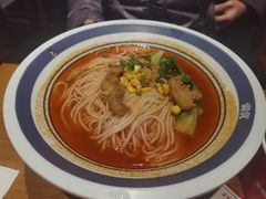 -霸蛮湖南菜·牛肉粉(荣京西街店)