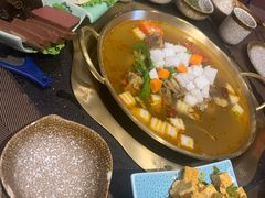 -顶顶汤火牛排火锅·经典铜锅涮肉