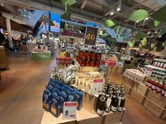 -Eataly