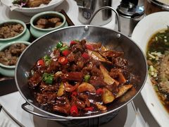 -梅利汴京烤鸭•开封豫菜地标店(东大街店)