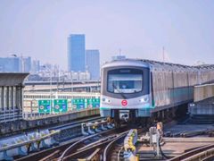 -地铁11号线罗山路站-停车场