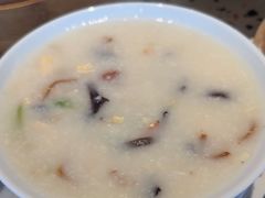 顺德鱼茸粥-点都德(广州白云山景区南门店)