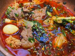 -成都你六姐·牛肉冒菜(上海环宇荟店)