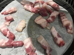 -烤路里·韩国品质自助烤肉(石路天虹4号店)