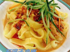 -清真·玛丽亚新疆菜主题餐厅(浙江中路店)