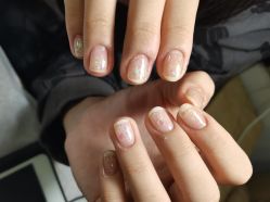 -阿噶西美甲美睫