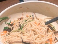 鸡丝凉米线-云海肴·汽锅鸡·云南菜(领展购物广场·中关村店)