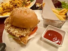 -WOLFGANG PUCK KITCHEN & BAR(迪士尼小镇店)