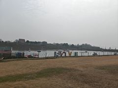 -梁子湖东篱老屋生态庄园