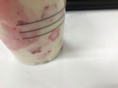 -瑞幸咖啡(巴黎春天陕西路店)