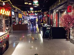 -时尚MEGO商业广场(华新地铁店)