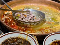 -洱火云南酸菜牛肉火锅(石景山当代商城店)
